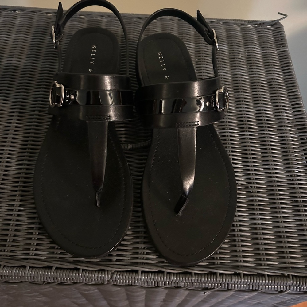 Brand new Kelly & Katie t-strap blank sandals size 9